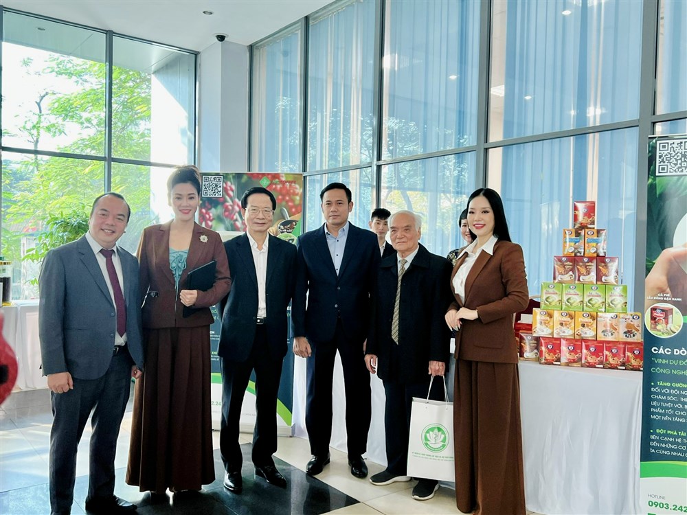 BUỔI LỄ HỢP TÁC KÝ KẾT ĐỒNG HÀNH CỦA CTY CÙNG VIỆN NGHIÊN CỨU & PHÁT TRIỂN CÔNG NGHỆ CHĂM SÓC SỨC KHOẺ CỘNG ĐỒNG
