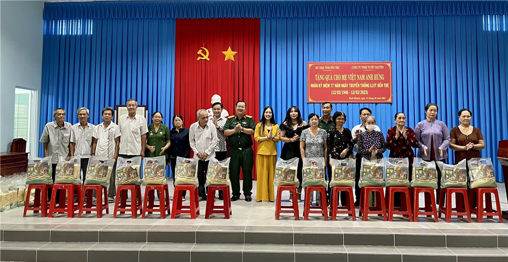 KAR COFFEE ĐỒNG HÀNH CÙNG CHƯƠNG TRÌNH KỶ NIỆM 77 NĂM NGÀY TRUYỀN THỐNG LLVT BẾN TRE